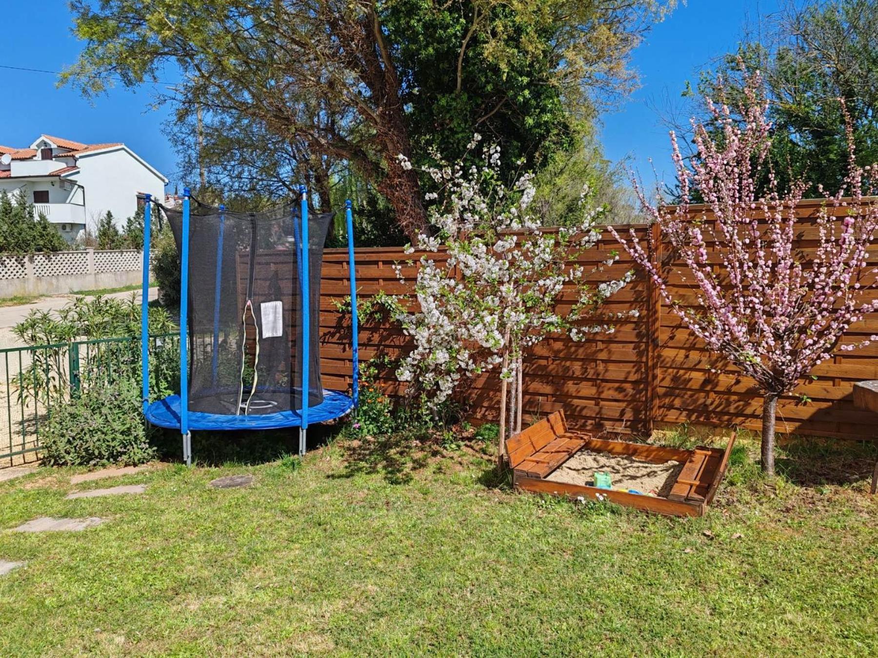 Apartman Teo Medulin Exterior photo